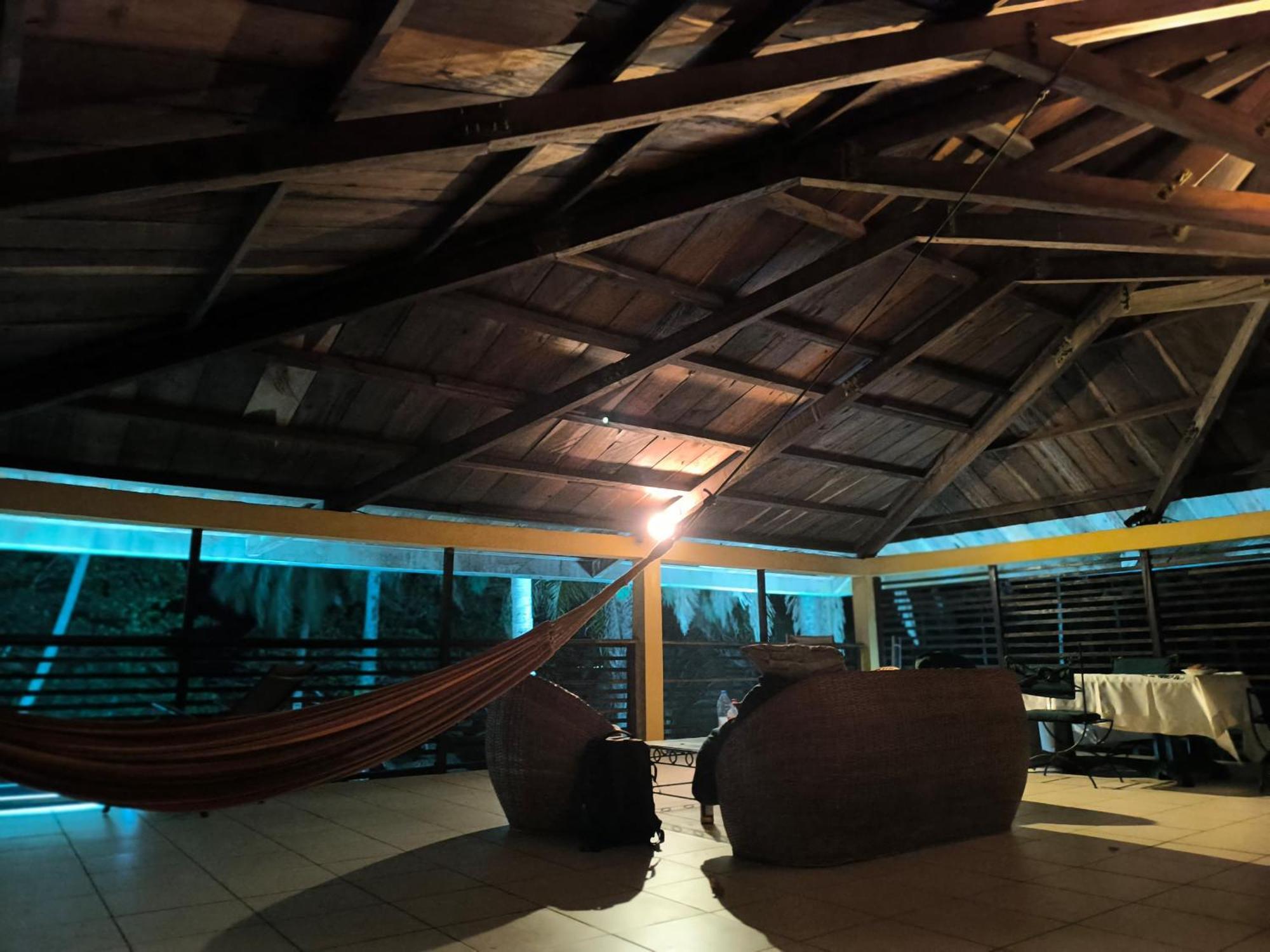 La Villa Lou, Musee Des Arts Grand Batangua Kribi Exteriör bild