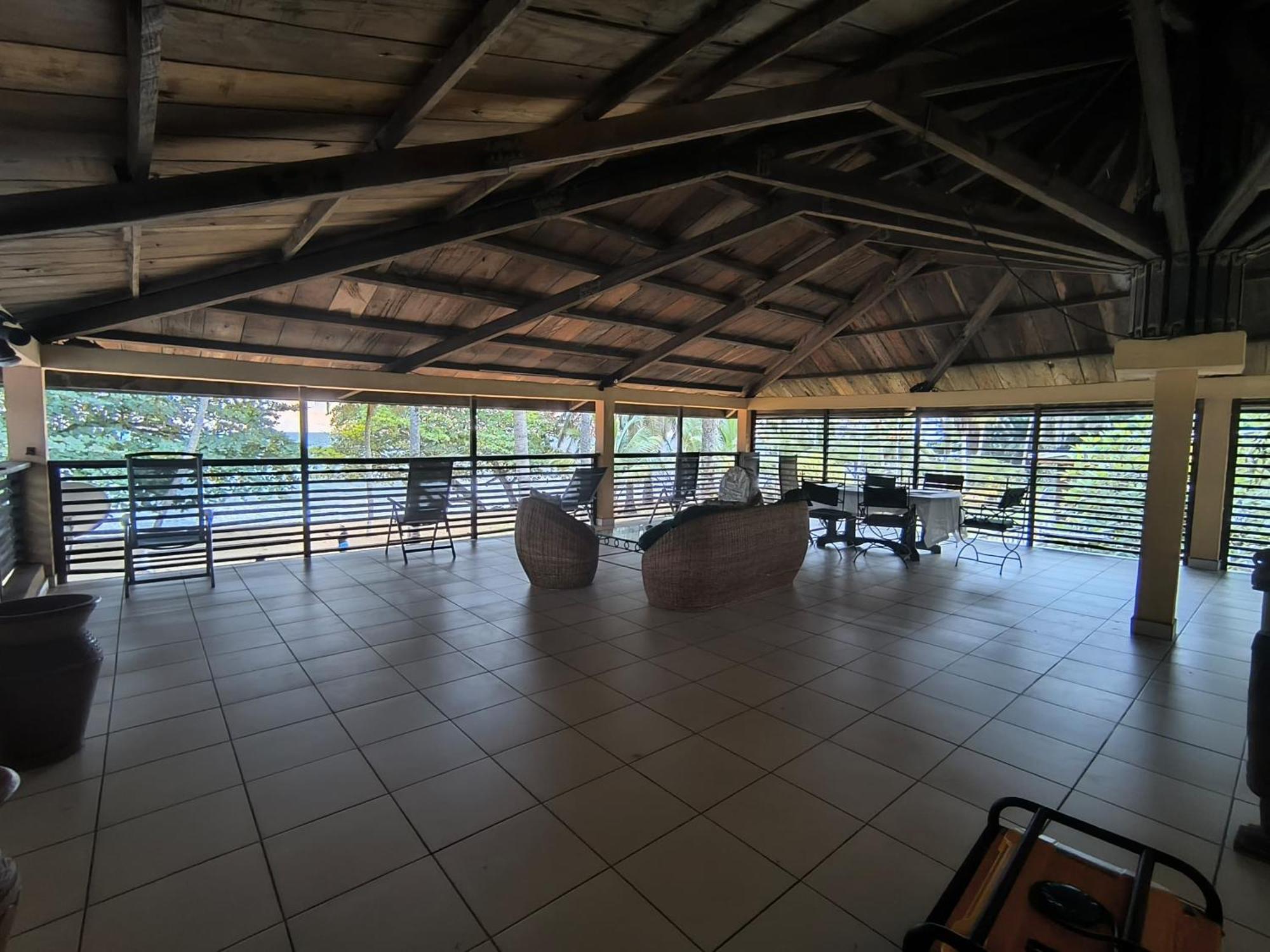 La Villa Lou, Musee Des Arts Grand Batangua Kribi Exteriör bild